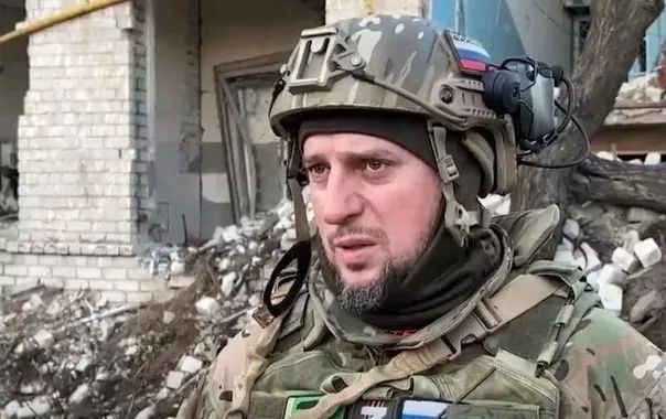 Боевой генерал Апти Алаудинов дал обещание бригаде ВСУ, сорвавшей пасхальное перемирие: «Всех поставят в позу зю»