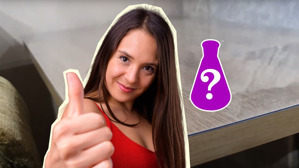 Скатерть «жидкое стекло» больше не пожелтеет: дешевое средство спасет аксессуар от пятен