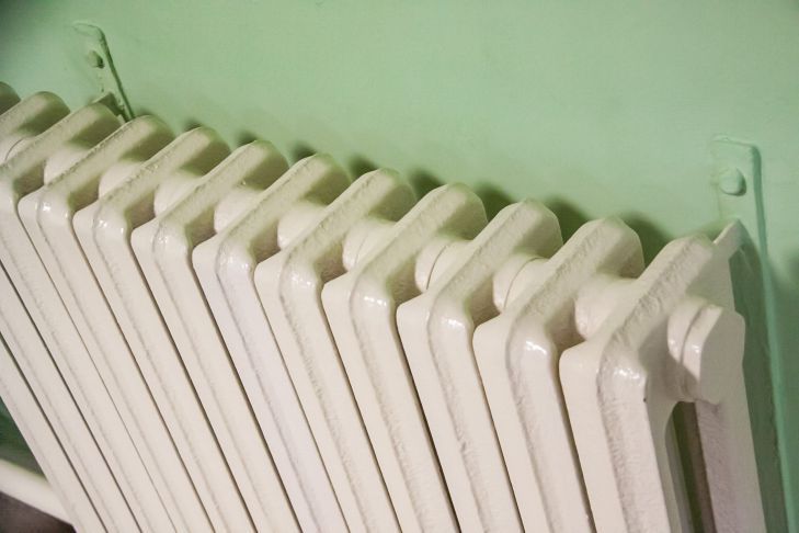 Чем отчистить чугунную батарею от пыли, чтобы стала как новая: 2 работающих средства