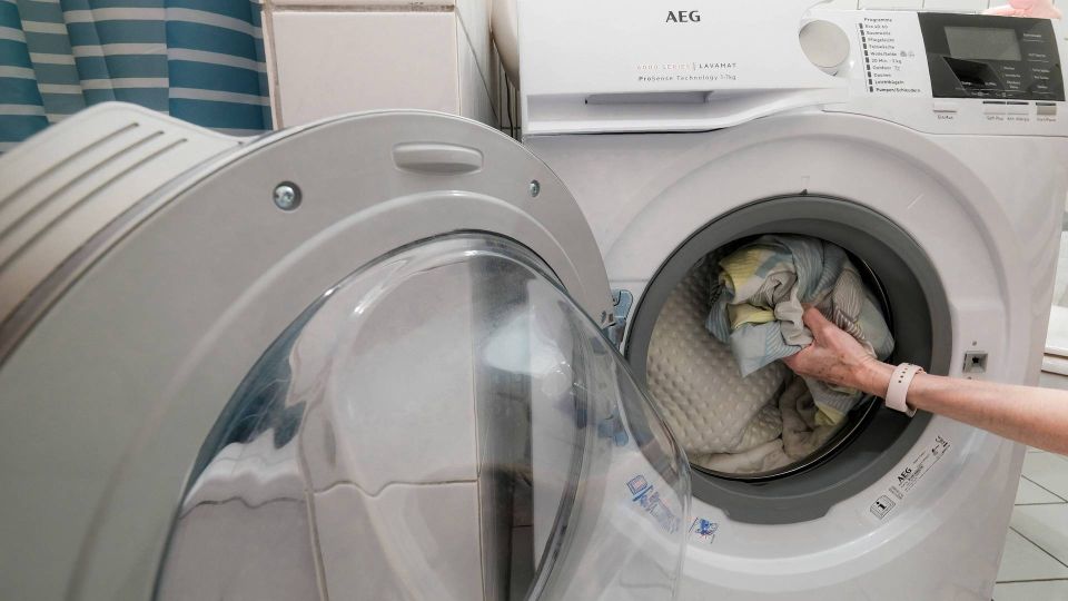 Машинке придет конец: три глупых мифа о стирке, не повторяйте их ни в коем случае