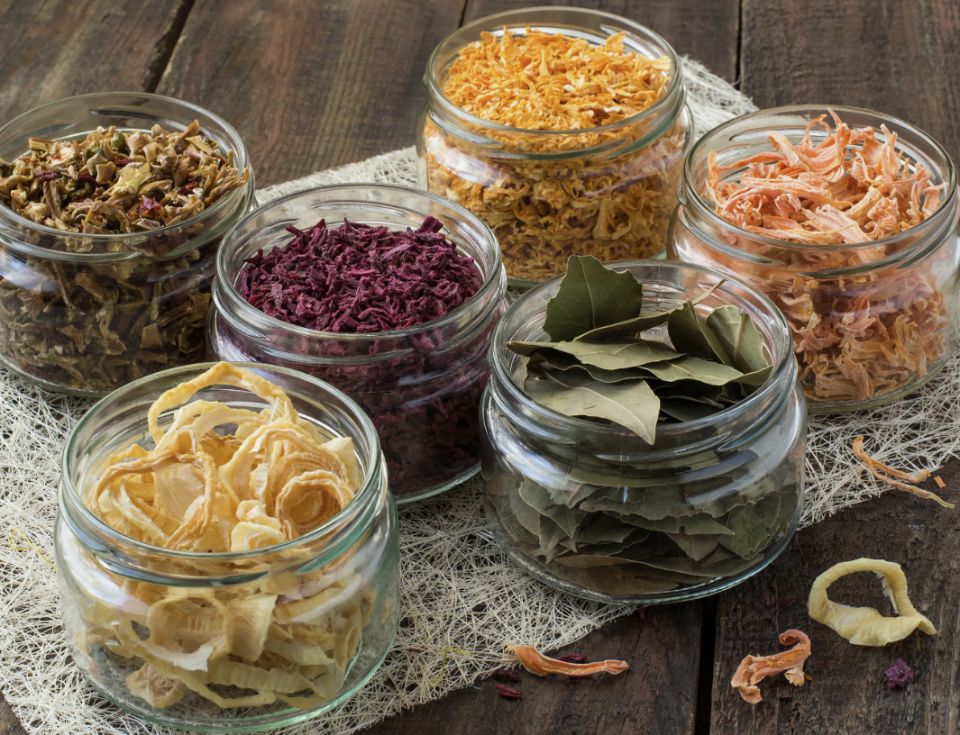 Как сохранить свежесть урожая: вяление овощей без закаток и уксуса