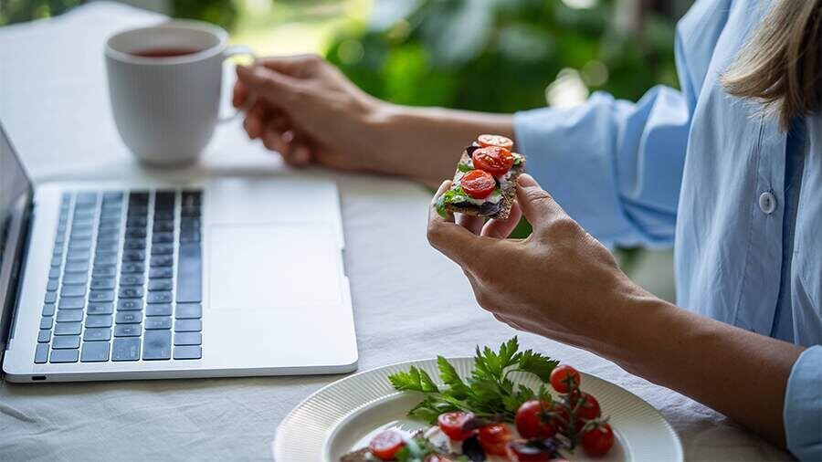 Ранний завтрак как ключ к борьбе с ожирением: новое исследование