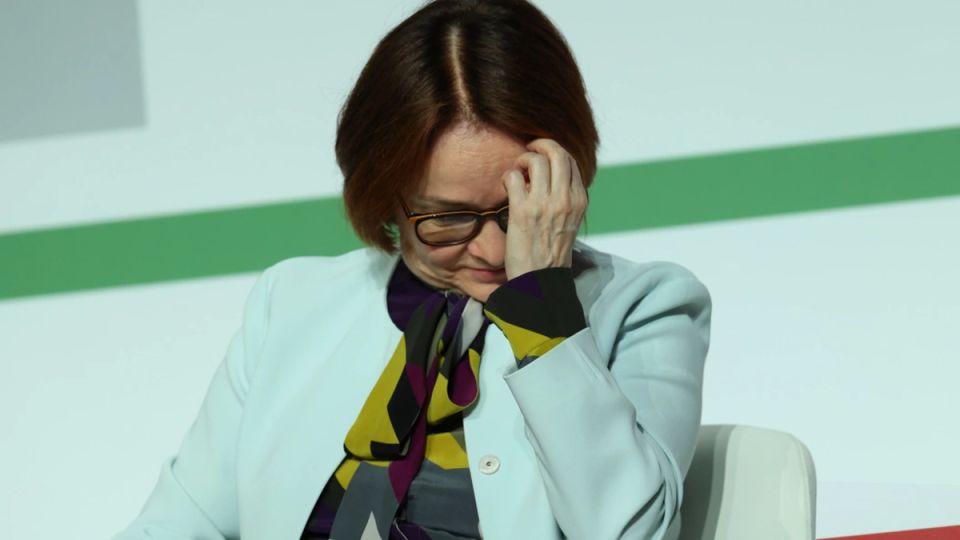 Как переводы себе могут привести к блокировке счета: тревожные тенденции в банковской системе