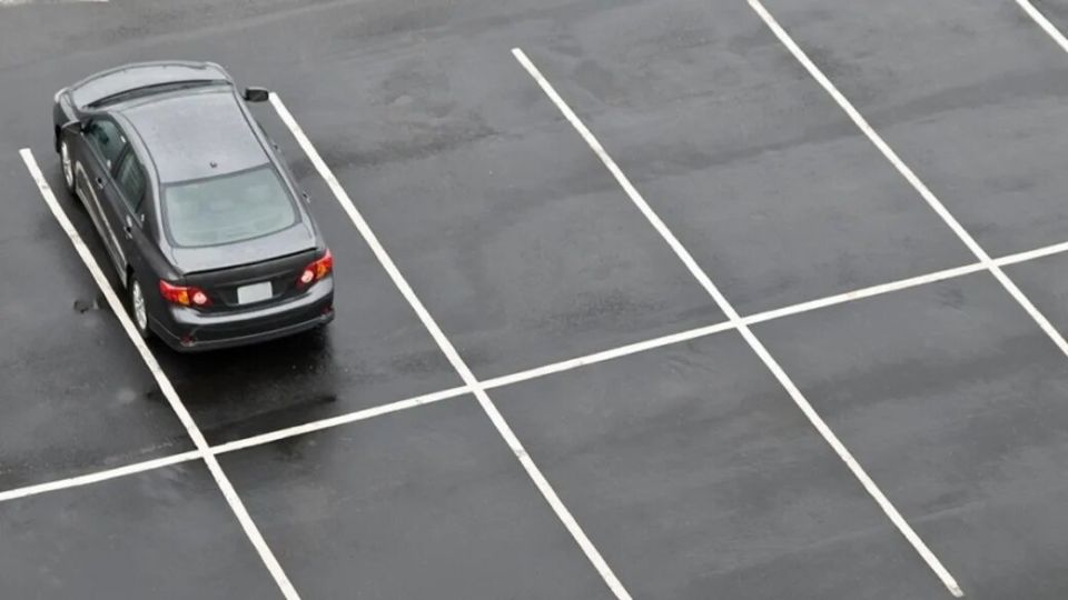 Как продать парковочное место без риска потерять деньги и имущество