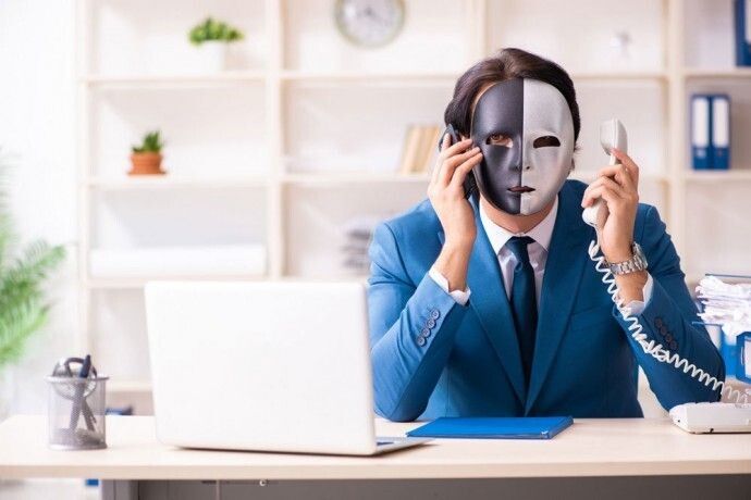 Кто заплатит за ошибки мошенников: банки, операторы или клиенты?