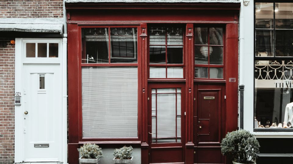 Судебная битва за права жильцов: закрытие магазина на первом этаже многоэтажки