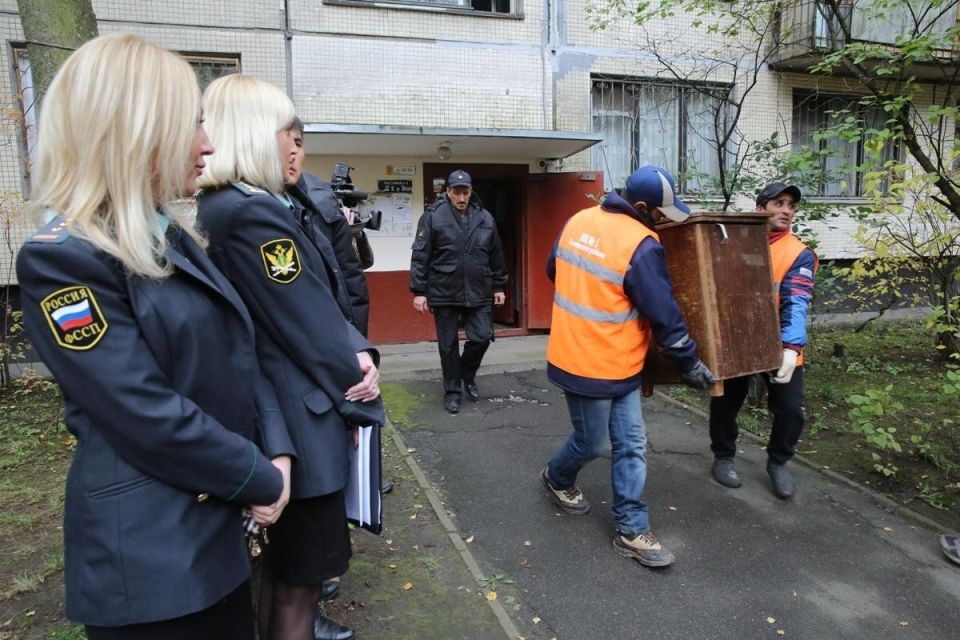 Как защитить свое жилье от долгов: риски и действия