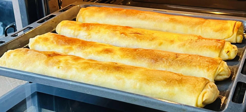 Легкий и вкусный яблочный десерт на кефире: простота в каждом глотке