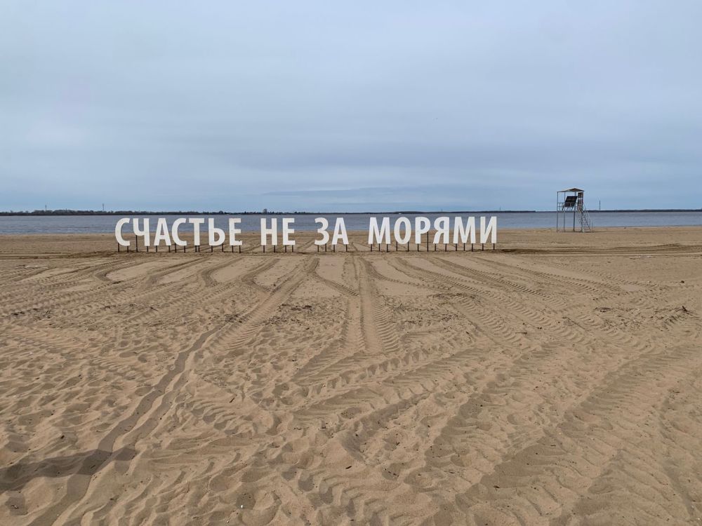    !.     ,              -