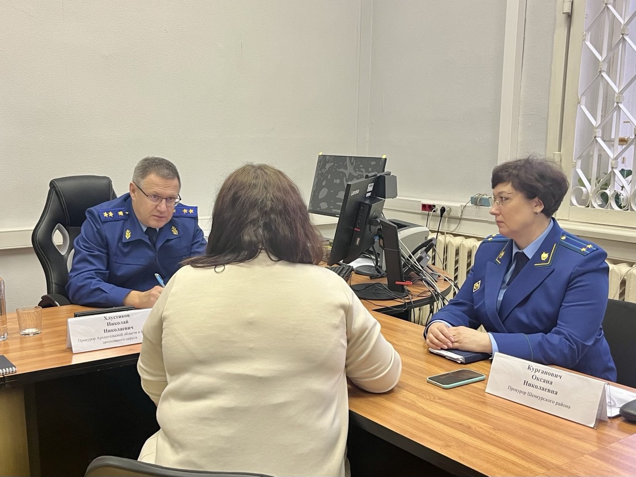 Мобильная приемная прокуратуры Архангельской области и Ненецкого автономного округа осуществила выезд в Вельский муниципальный район, Устьянский и Шенкурский муниципальные округа Мобильная приемная прокуратуры Архангельской области и Ненецкого автономного округа осуществила выезд в Вельский муниципальный район, Устьянский и Шенкурский муниципальные округа