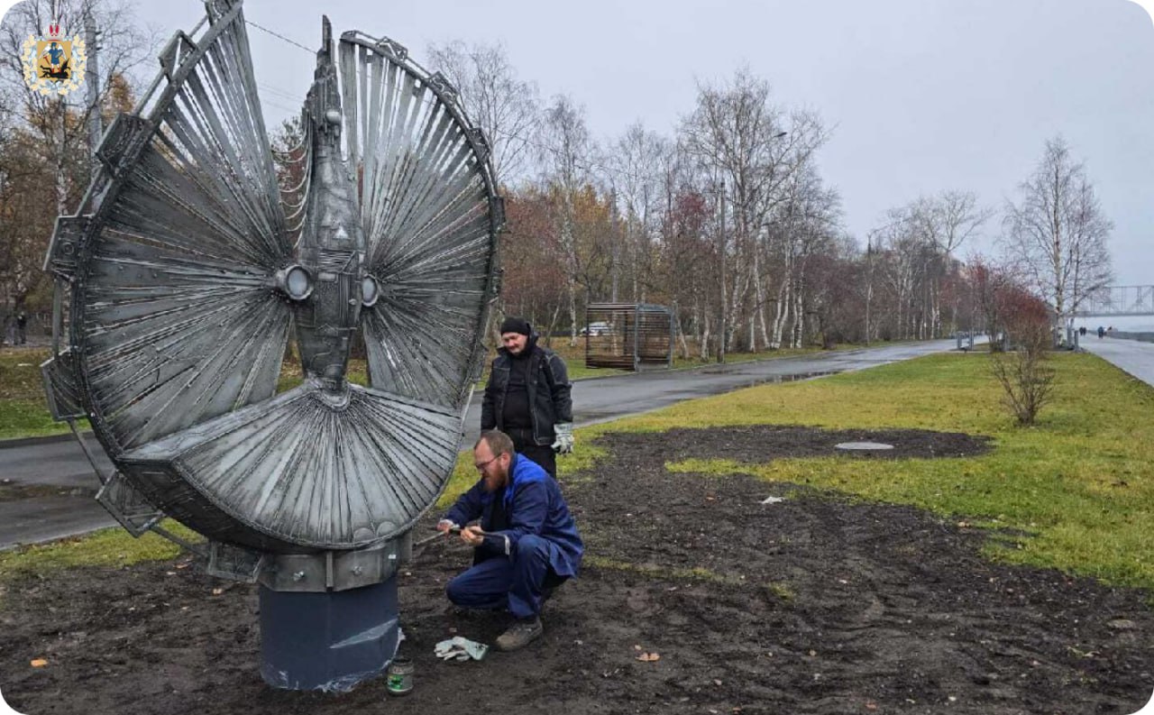 В сквере «Добро» на набережной в Архангельске установили «Птицу счастья» В сквере «Добро» на набережной в Архангельске установили «Птицу счастья»