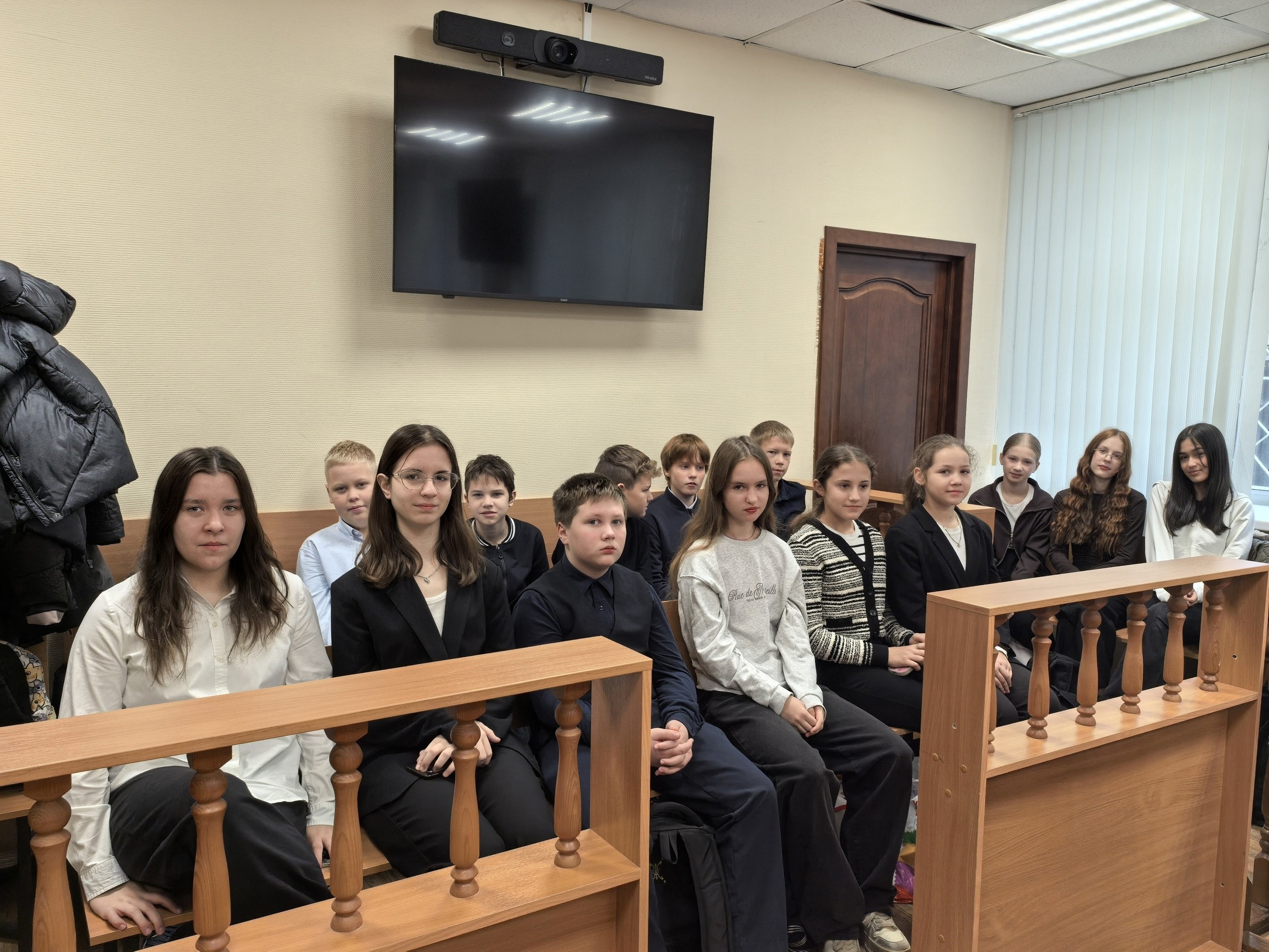 Каникулы с пользой: школьники Архангельска посетили важные учреждения! Каникулы с пользой: школьники Архангельска посетили важные учреждения!