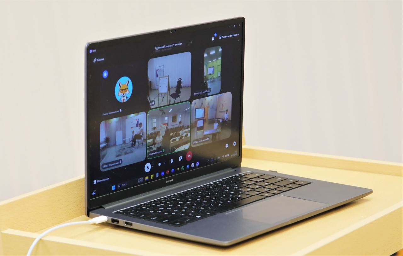 Игорь Арсентьев: Уметь выполнить чертёж ледокола, авианосца и подводной лодки, показать на схеме элементы оснащения и рассказать о каждом из этих типов судов юные корабелы могут уже с детского сада Игорь Арсентьев: Уметь выполнить чертёж ледокола, авианосца и подводной лодки, показать на схеме элементы оснащения и рассказать о каждом из этих типов судов юные корабелы могут уже с детского сада