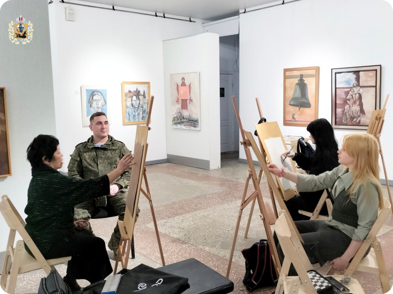 В Архангельске прошла акция «Портрет героя» В Архангельске прошла акция «Портрет героя»