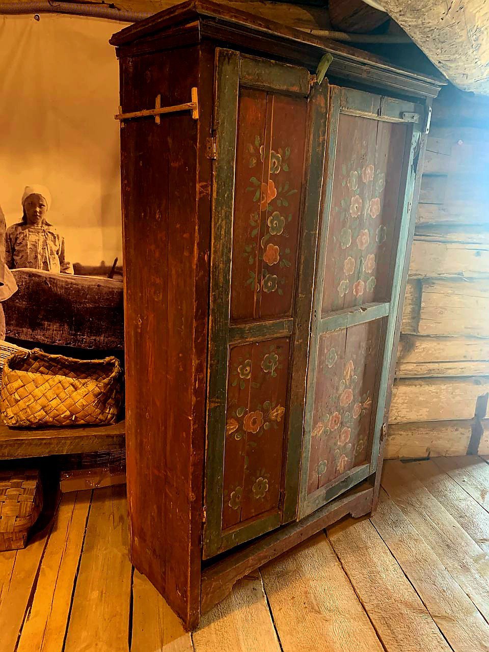 В Кенозерье найдена вековая роспись В Кенозерье найдена вековая роспись