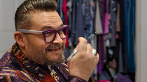 Васильев назвал 10 вещей, которые стоит купить каждой даме: всегда будет что надеть