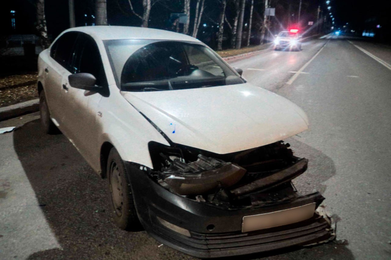 В Архангельске в результате столкновения двух транспортных средств пострадали люди В Архангельске в результате столкновения двух транспортных средств пострадали люди