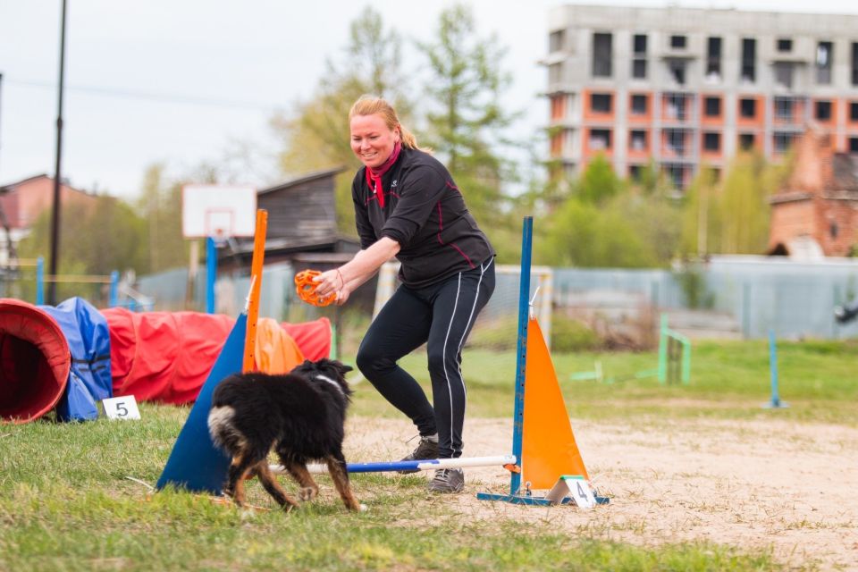 4   11   -     &quot;&quot;   &quot;  !&quot;