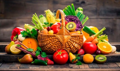 Цены на овощи и фрукты: кто на самом деле отвечает за их осеннее снижение?