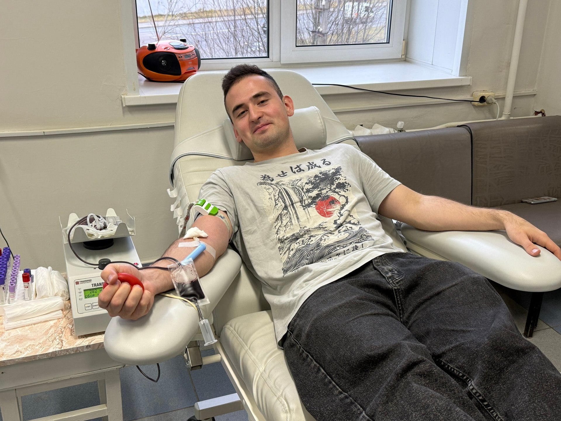 Музыканты оркестра штаба ЛенВО поддержали доноров Поморья Музыканты оркестра штаба ЛенВО поддержали доноров Поморья