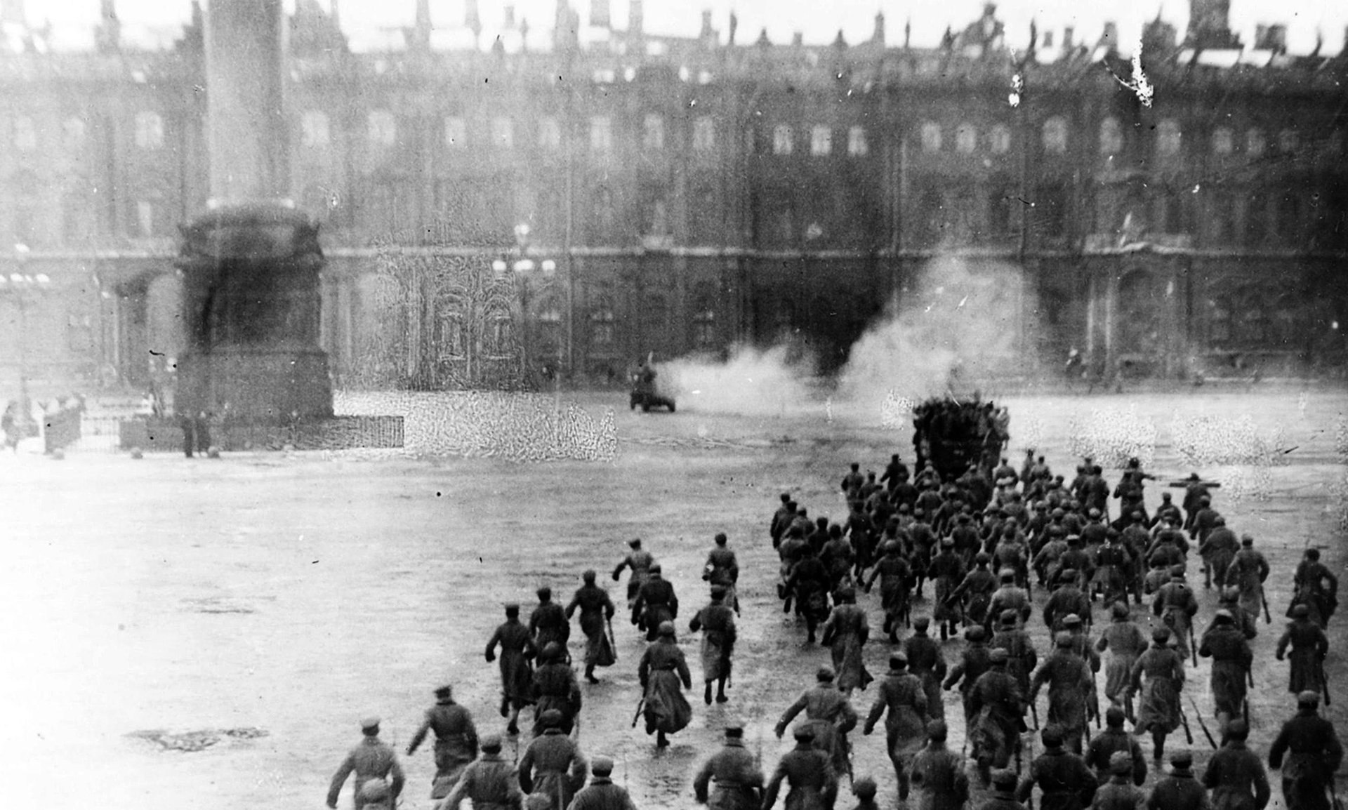 Жители Архангельской области вспоминают события Октябрьской революции