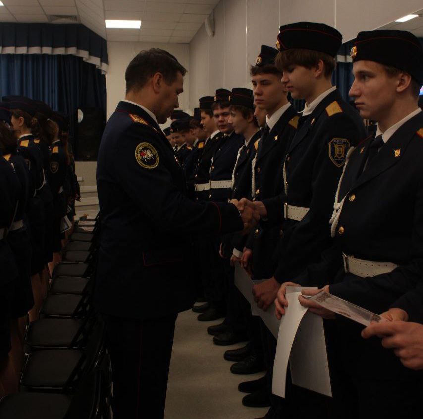 Офицеры регионального следственного управления СКР приняли участие в торжественном мероприятии «Посвящение в кадеты» Офицеры регионального следственного управления СКР приняли участие в торжественном мероприятии «Посвящение в кадеты»