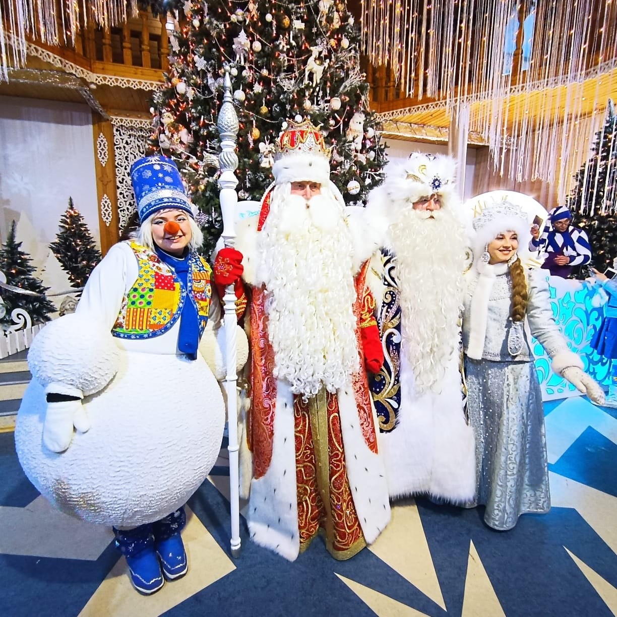 Архангельский Снеговик приглашён на день рождения к Деду Морозу в Великий Устюг!