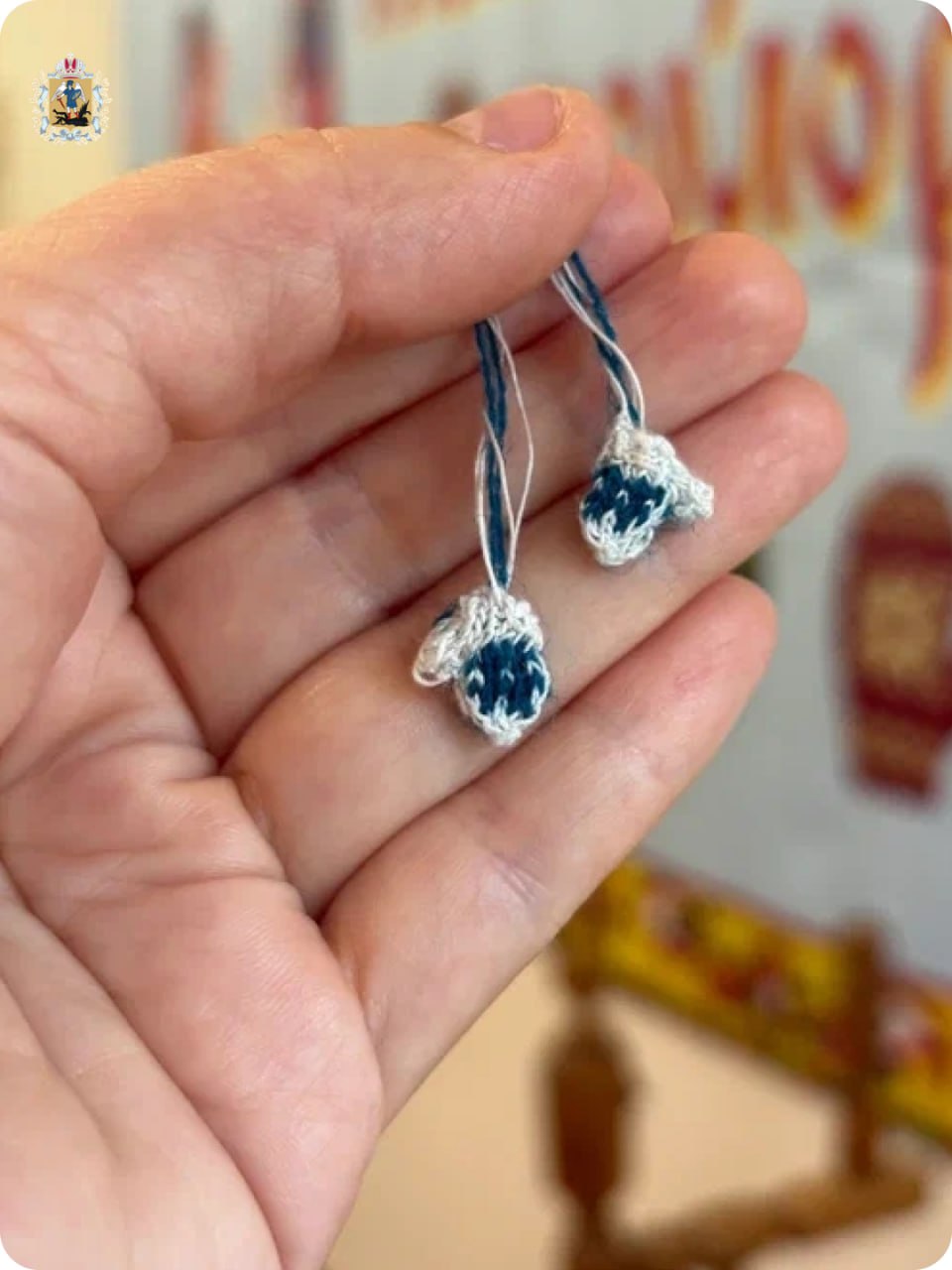 Вера Федосимова из Новодвинска связала самые маленькие варежки в мире и попала в книгу рекордов России Вера Федосимова из Новодвинска связала самые маленькие варежки в мире и попала в книгу рекордов России