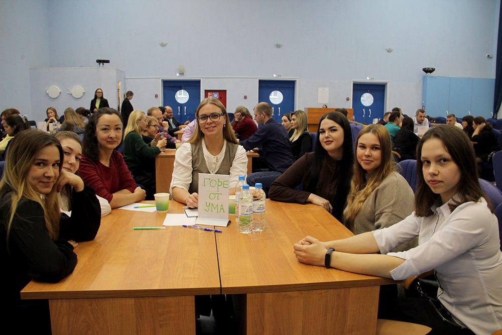 В преддверии 10 ноября стражи порядка приняли участие в интеллектуальной игре В преддверии 10 ноября стражи порядка приняли участие в интеллектуальной игре