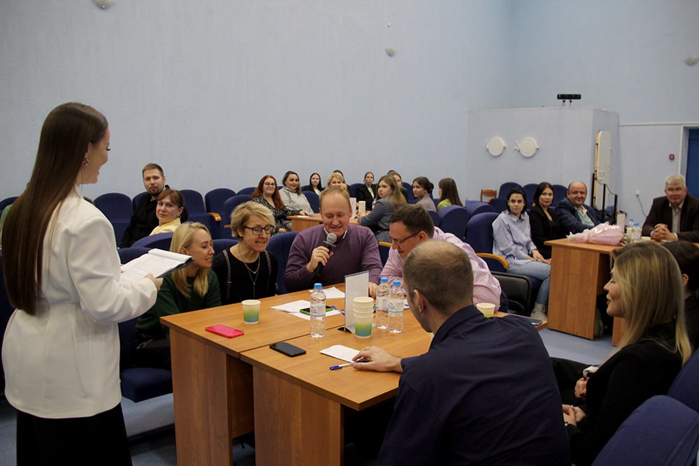 В преддверии 10 ноября стражи порядка приняли участие в интеллектуальной игре В преддверии 10 ноября стражи порядка приняли участие в интеллектуальной игре