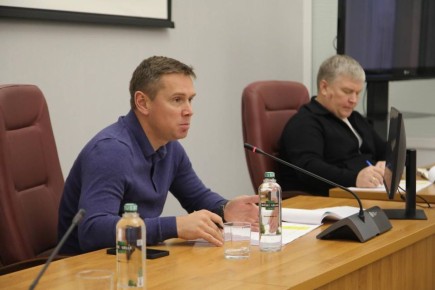  :          ,  ,     ,   