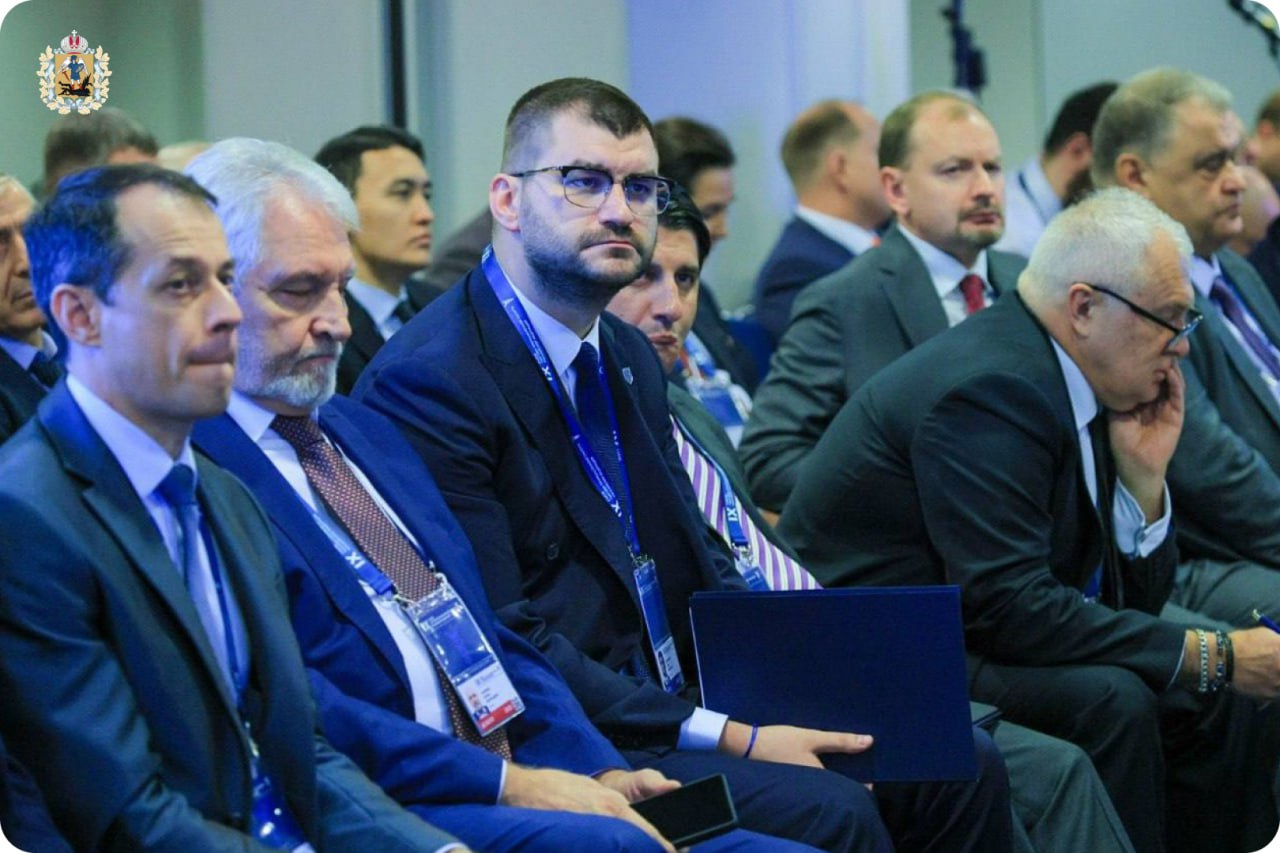 Сегодня губернатор Александр Цыбульский принял участие в IX Съезде Торгово-промышленной палаты России в Москве Сегодня губернатор Александр Цыбульский принял участие в IX Съезде Торгово-промышленной палаты России в Москве