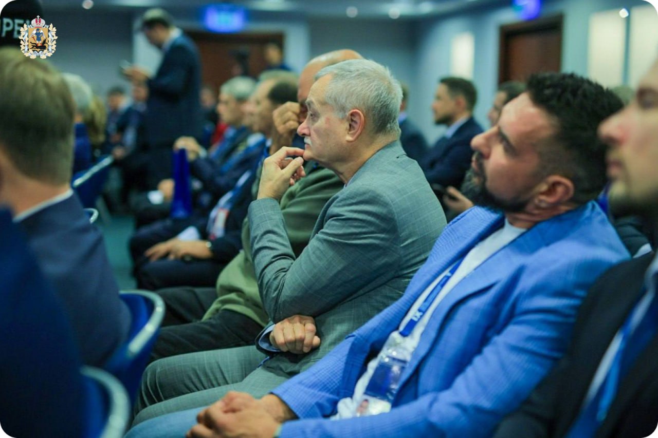 Сегодня губернатор Александр Цыбульский принял участие в IX Съезде Торгово-промышленной палаты России в Москве Сегодня губернатор Александр Цыбульский принял участие в IX Съезде Торгово-промышленной палаты России в Москве