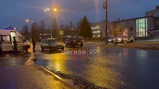 На пешеходном переходе сбили женщину – кадры из Новодвинска