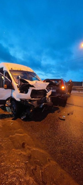 То самое ДТП в районе Зелёного Бора из-за которого встала трасса М-8 на подъезде к Архангельску