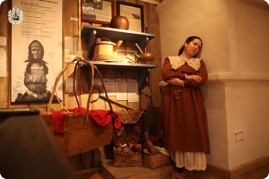 В деревне Лопшеньга Онежского округа занятия школьного лесничества ведет писательница Евфросиния Капустина