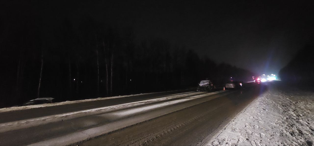 Серьезная авария на северодвинской трассе Серьезная авария на северодвинской трассе