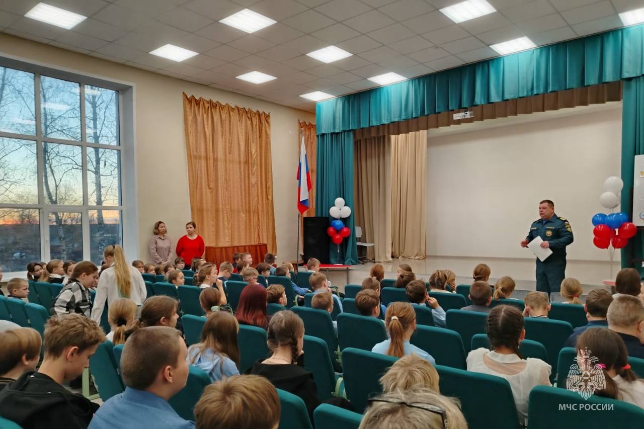 В Архангельской области проходит месячник безопасности «Безопасный лёд» В Архангельской области проходит месячник безопасности «Безопасный лёд»