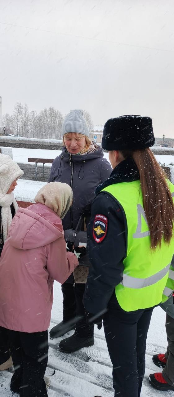 По всей стране прошли массовые мероприятия в память о погибших на дорогах По всей стране прошли массовые мероприятия в память о погибших на дорогах