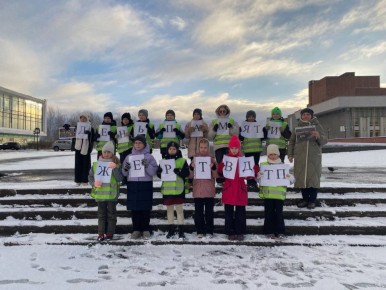 По всей стране прошли массовые мероприятия в память о погибших на дорогах