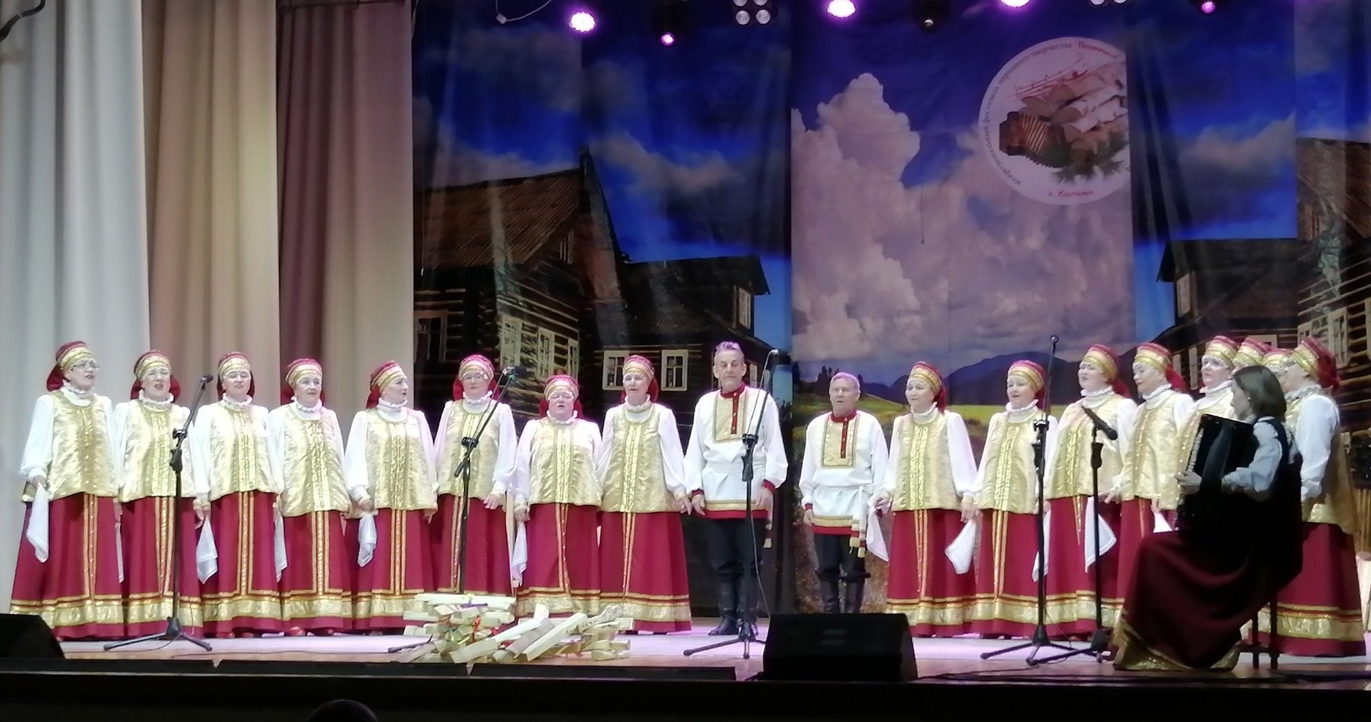 Как пелось, так и отзывалось! В Коряжме прошёл фестиваль «Поленница»! Как пелось, так и отзывалось! В Коряжме прошёл фестиваль «Поленница»!