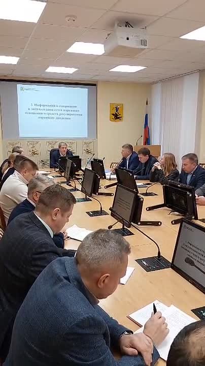 В администрации Архангельска обещают сегодня провести дополнительную настройку светофоров по вновь открытому маршруту вдоль площади Профсоюзов