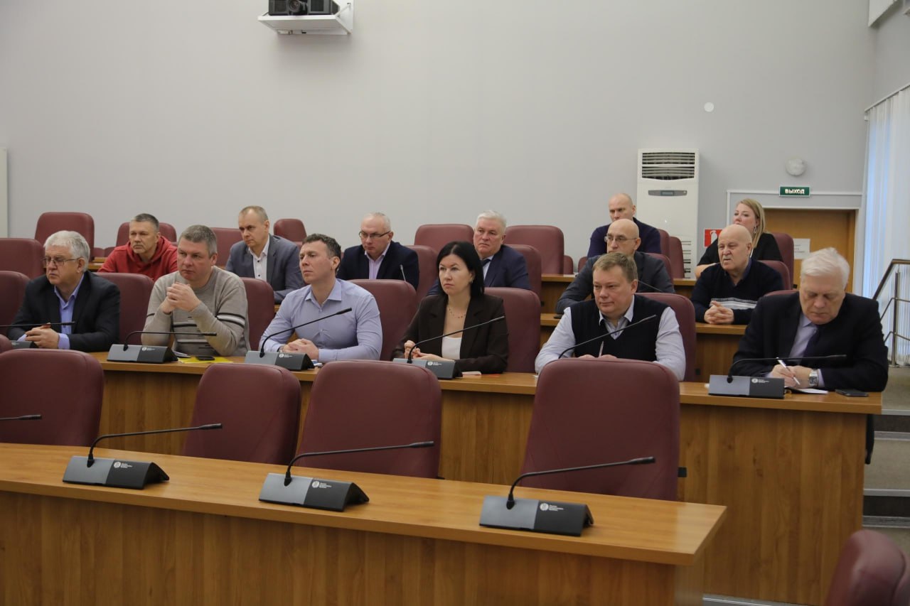 Игорь Арсентьев: На еженедельной планёрке с ресурсоснабжающими организациями, управляющими компаниями и подрядчиками обсудили актуальные на сегодняшний день вопросы Игорь Арсентьев: На еженедельной планёрке с ресурсоснабжающими организациями, управляющими компаниями и подрядчиками обсудили актуальные на сегодняшний день вопросы