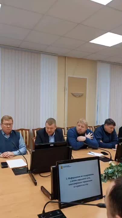 На городской планерке представитель компании-перевозчика «Рико» рассказал о планах по обновлению автобусного парка