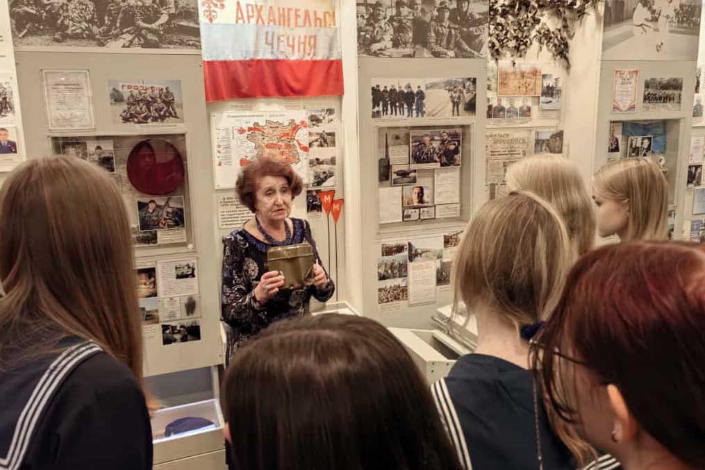 Сотрудники управления по контролю за оборотом наркотиков УМВД России по Архангельской области провели для школьников профилактическое занятие Сотрудники управления по контролю за оборотом наркотиков УМВД России по Архангельской области провели для школьников профилактическое занятие