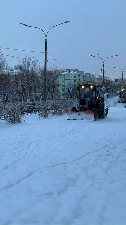 Игорь Арсентьев: Снежный день сегодня, поэтому подрядчики работают в усиленном режиме
