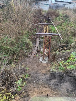 В Вельске появился народный мост – жители собрали его самостоятельно