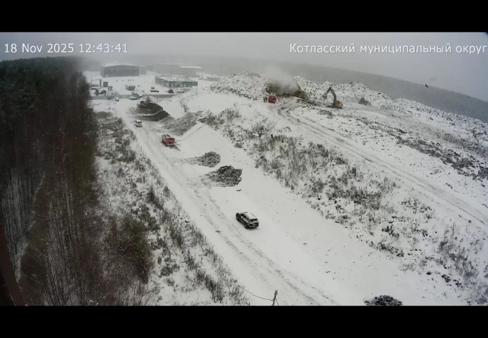 В социальных сетях сообщают о пожарах сразу на двух мусорных полигонах в регионе: