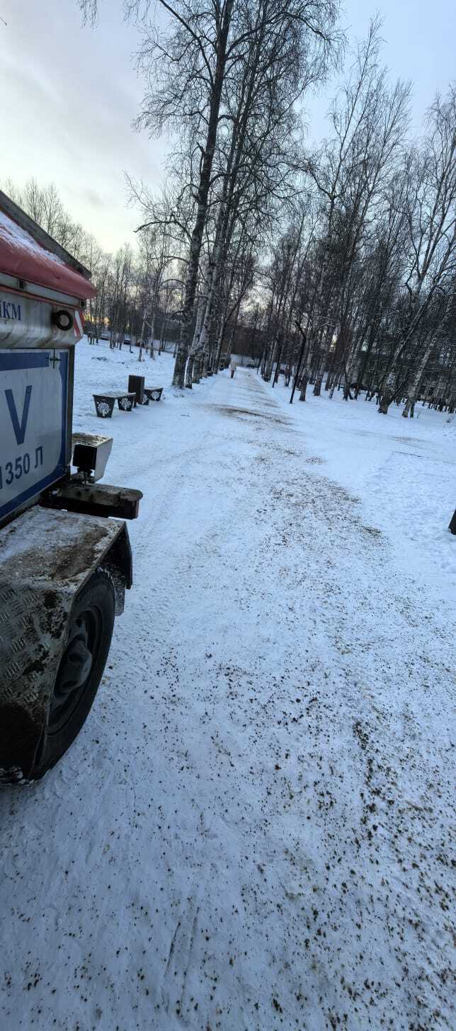 МУП «Городское благоустройство» заботится о содержании прогулочных территорий: уборка снега и посыпка песком – для комфорта горожан! МУП «Городское благоустройство» заботится о содержании прогулочных территорий: уборка снега и посыпка песком – для комфорта горожан!