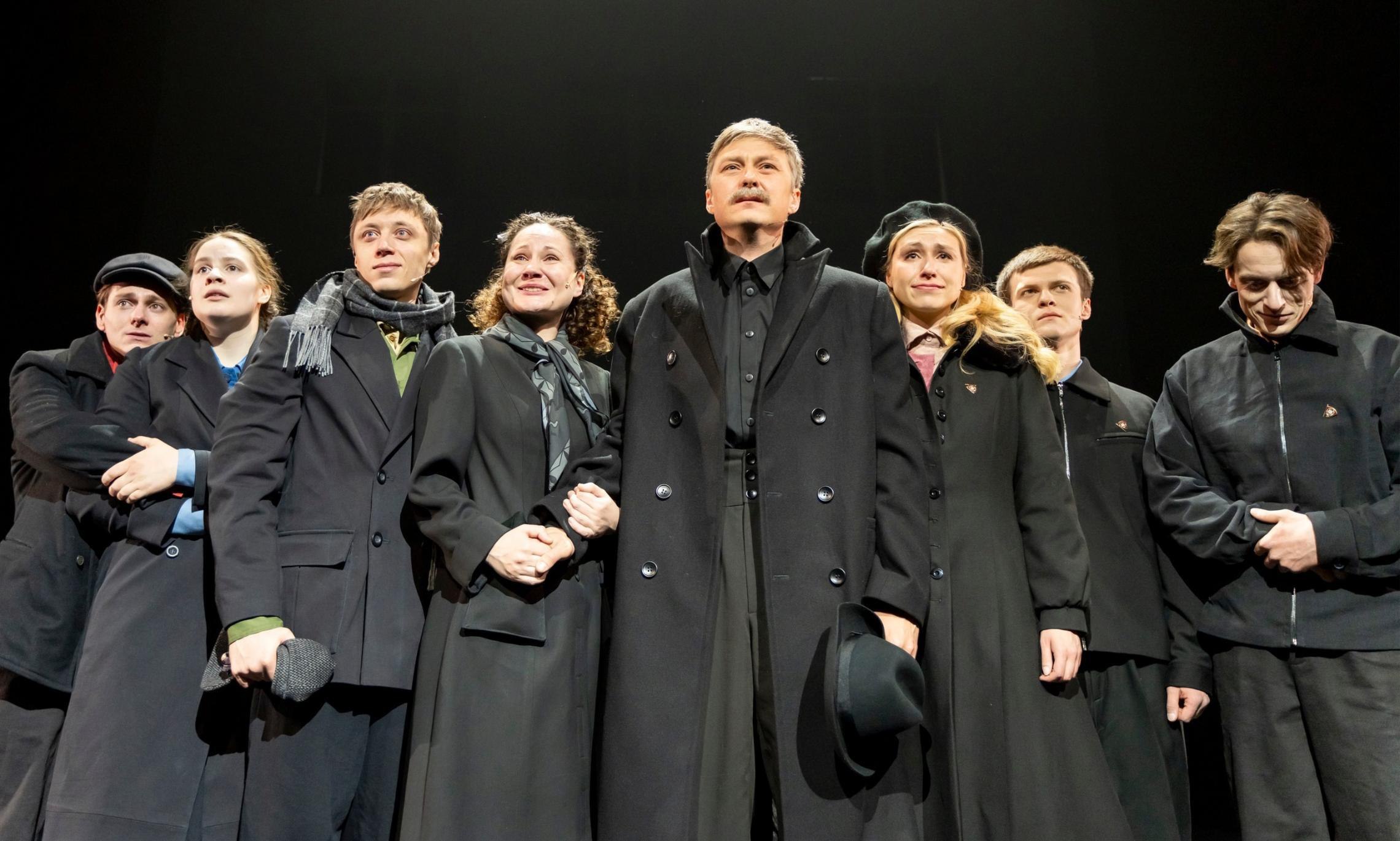 Спектакль Архдрамы «Завтра была война» стал дипломантом национальной театральной премии «Золотая маска»!